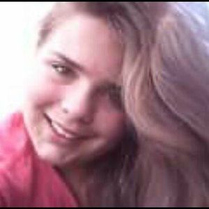 Meet your Posher, Alexus